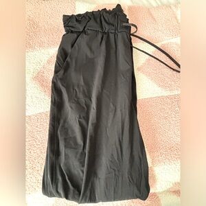 black license to train joggers 25’